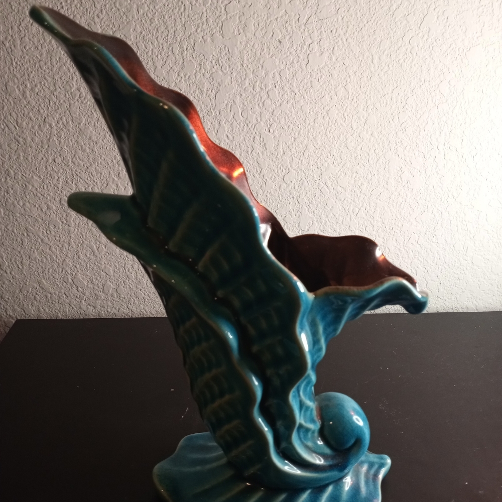 Red Wing USA Blue Ceramic Cornucopia 11" Vase.